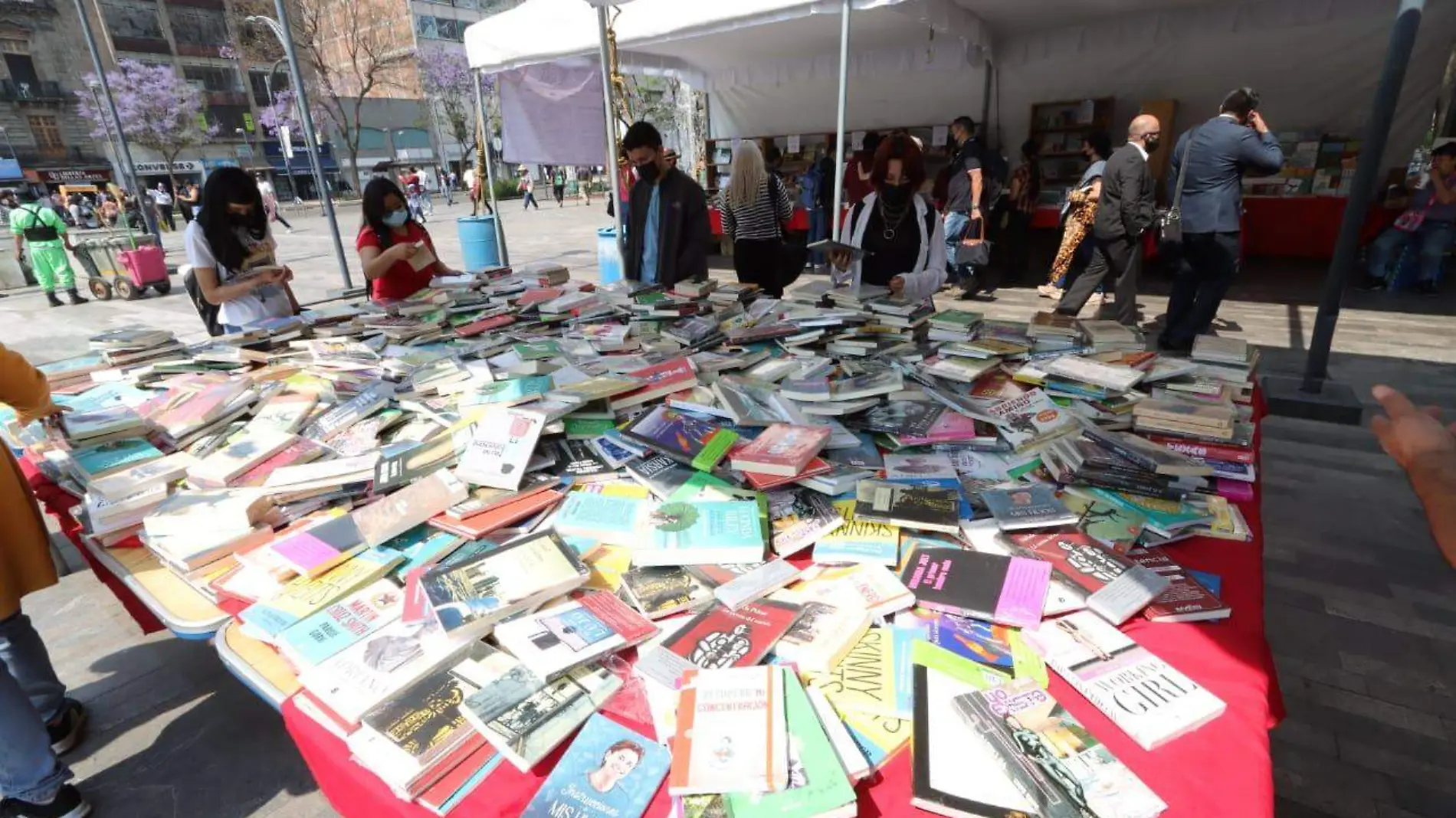 GCDMX regalará 10 mil textos en el marco del Día Mundial del Libro-PORTADA